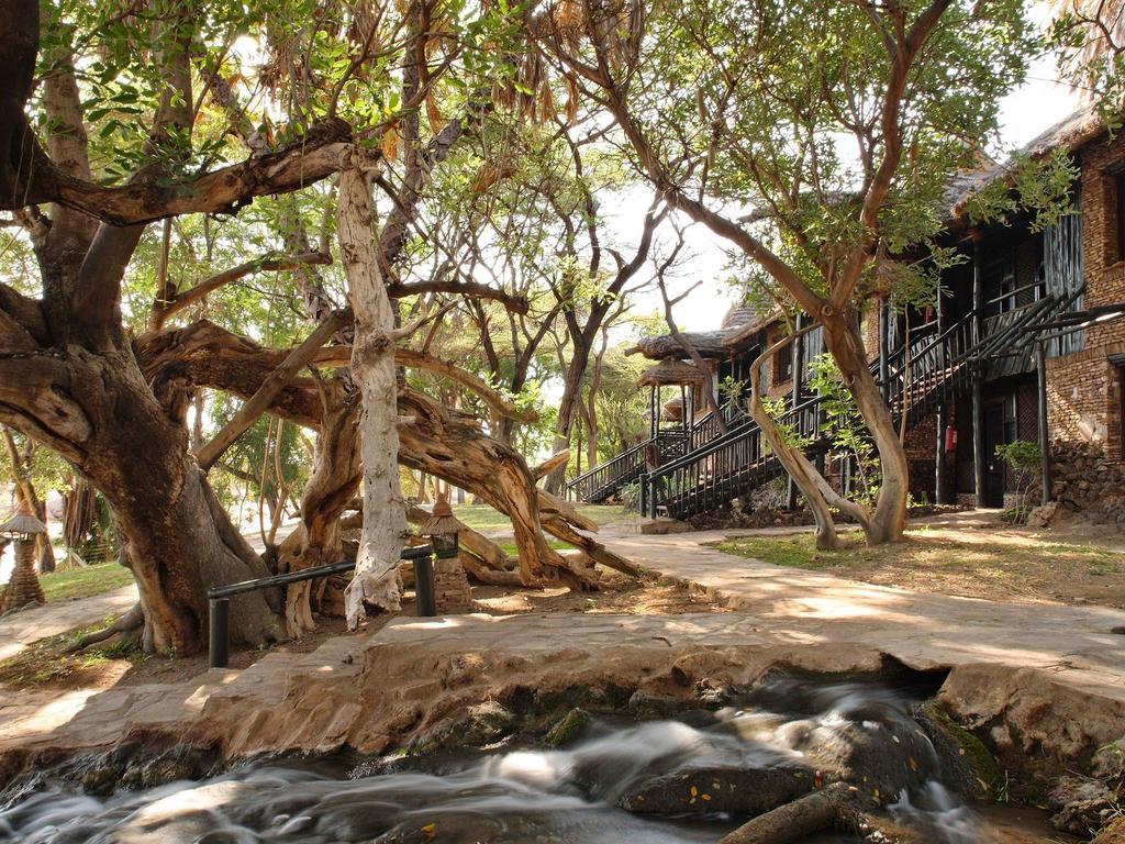 Sarova Shaba Game Lodge Archers Post Exterior foto