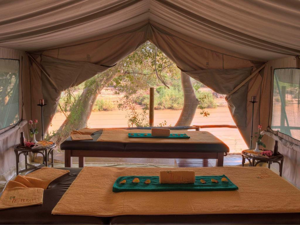 Sarova Shaba Game Lodge Archers Post Exterior foto