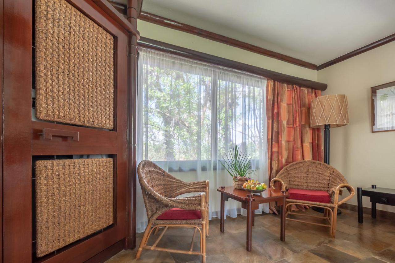 Sarova Shaba Game Lodge Archers Post Exterior foto