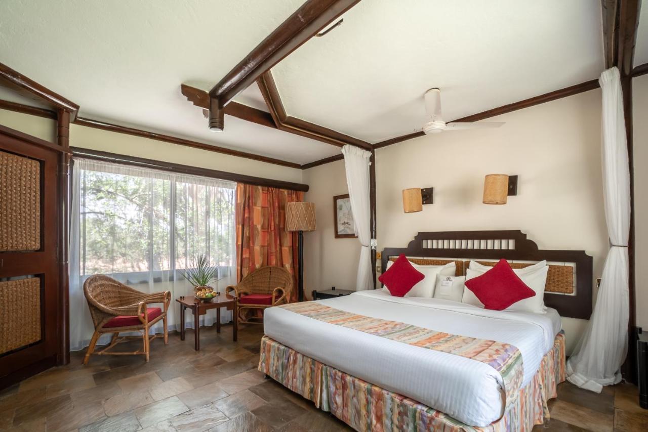 Sarova Shaba Game Lodge Archers Post Exterior foto
