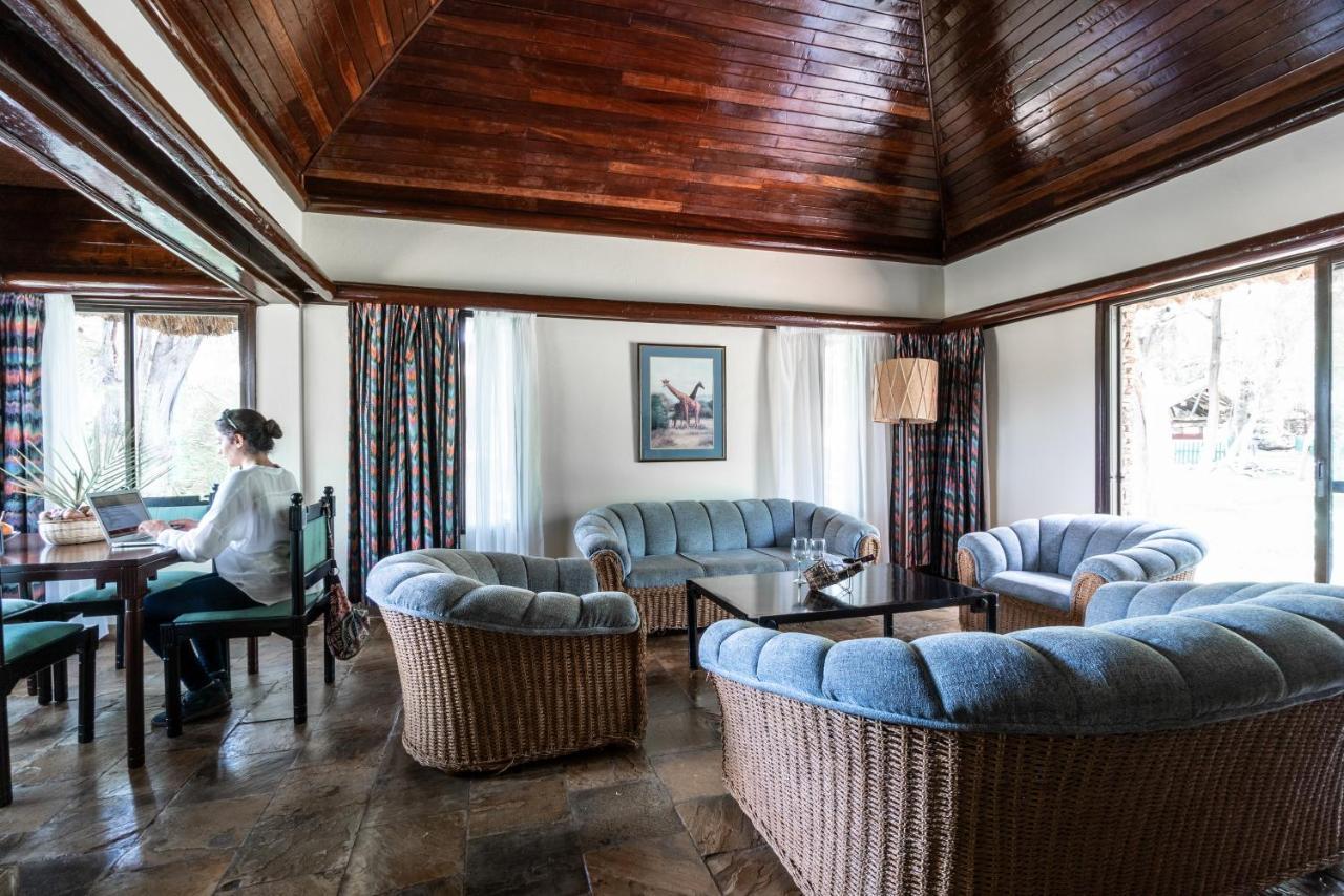 Sarova Shaba Game Lodge Archers Post Exterior foto