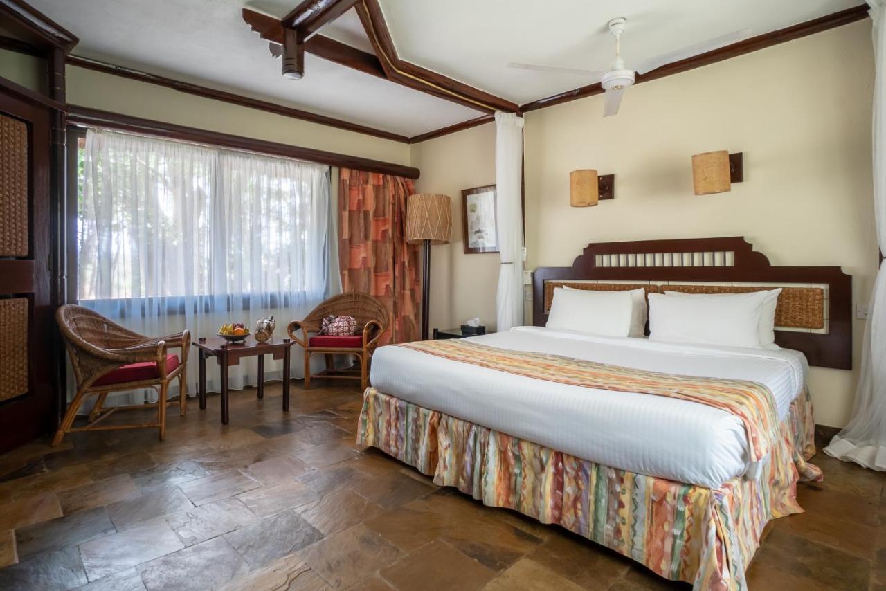 Sarova Shaba Game Lodge Archers Post Exterior foto
